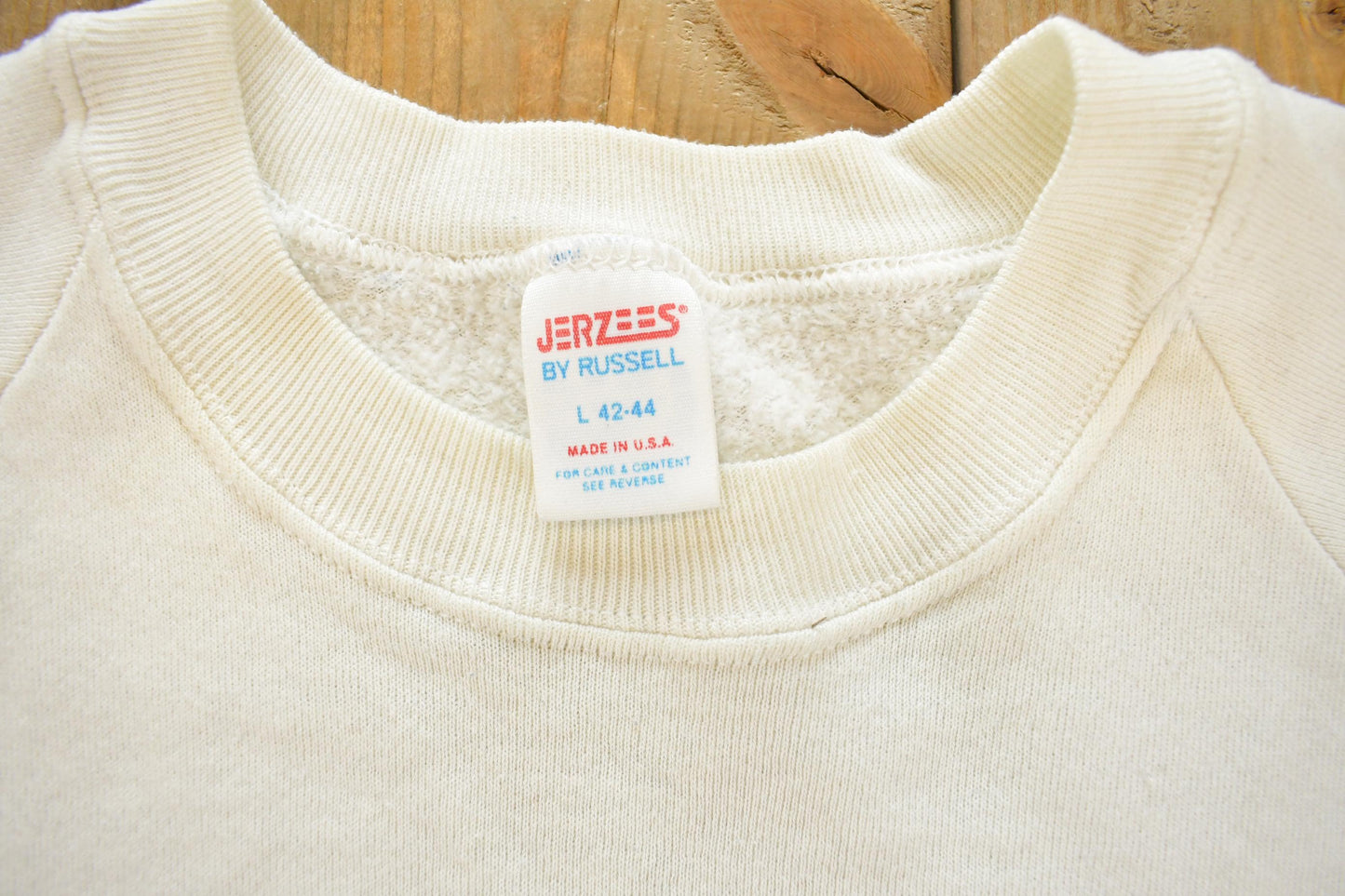 Vintage 1980s Jerzees Cape Cod Travel Graphic Crewneck Sweatshirt Men's M