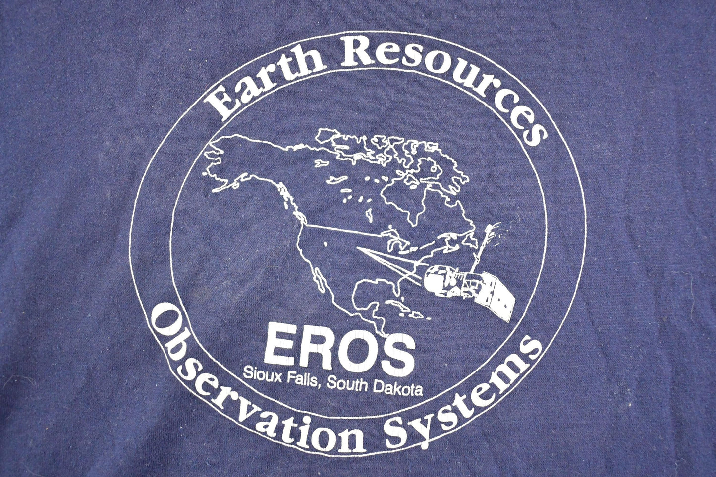 Vintage 1980's Earth Resources Observation Systems Souvenir Travel T-Shirt Mens L