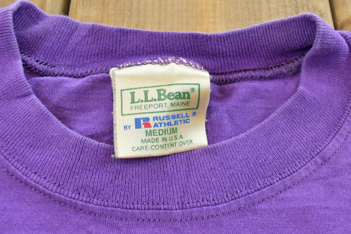 Vintage 1990s LL Bean Russell Athletic Blank Purple Pocket T-Shirt Mens M