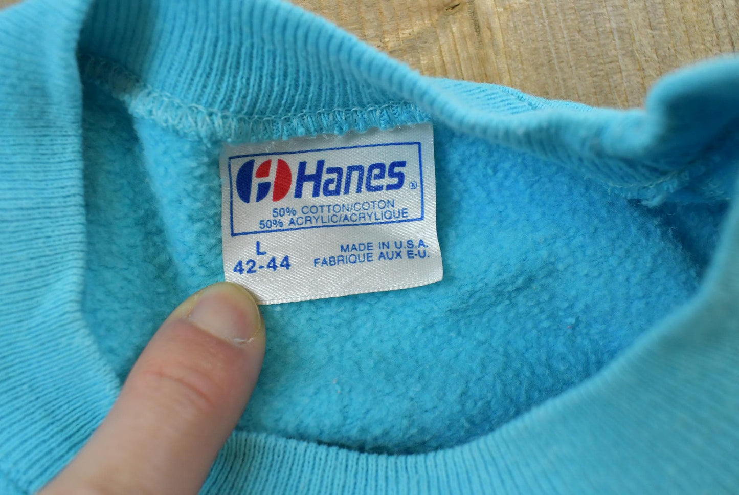 Vintage 1980s Hanes Wisconsin Love Raglan Crewneck Sweatshirt Men's S