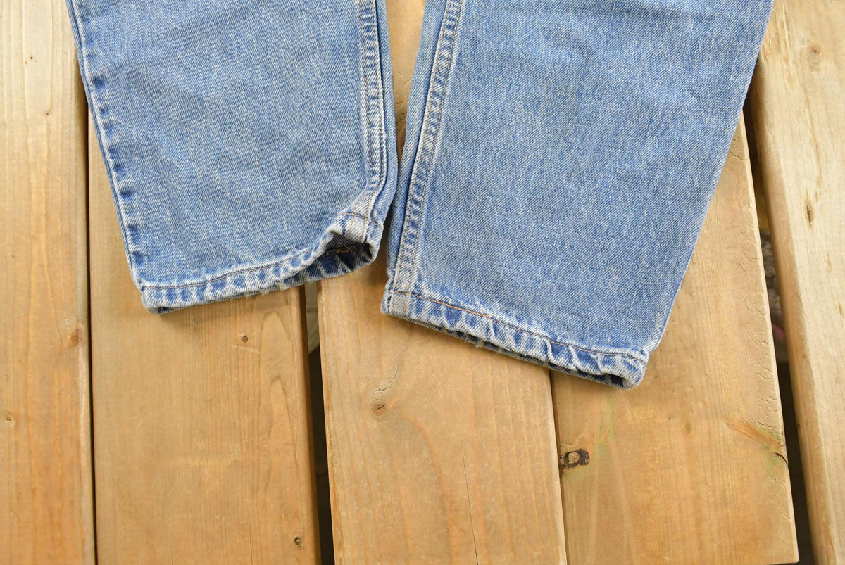 Vintage 2000s Levi's 550 Relaxed Fit Tapered Leg Denim Blue Jeans Women's 33 x 30.5