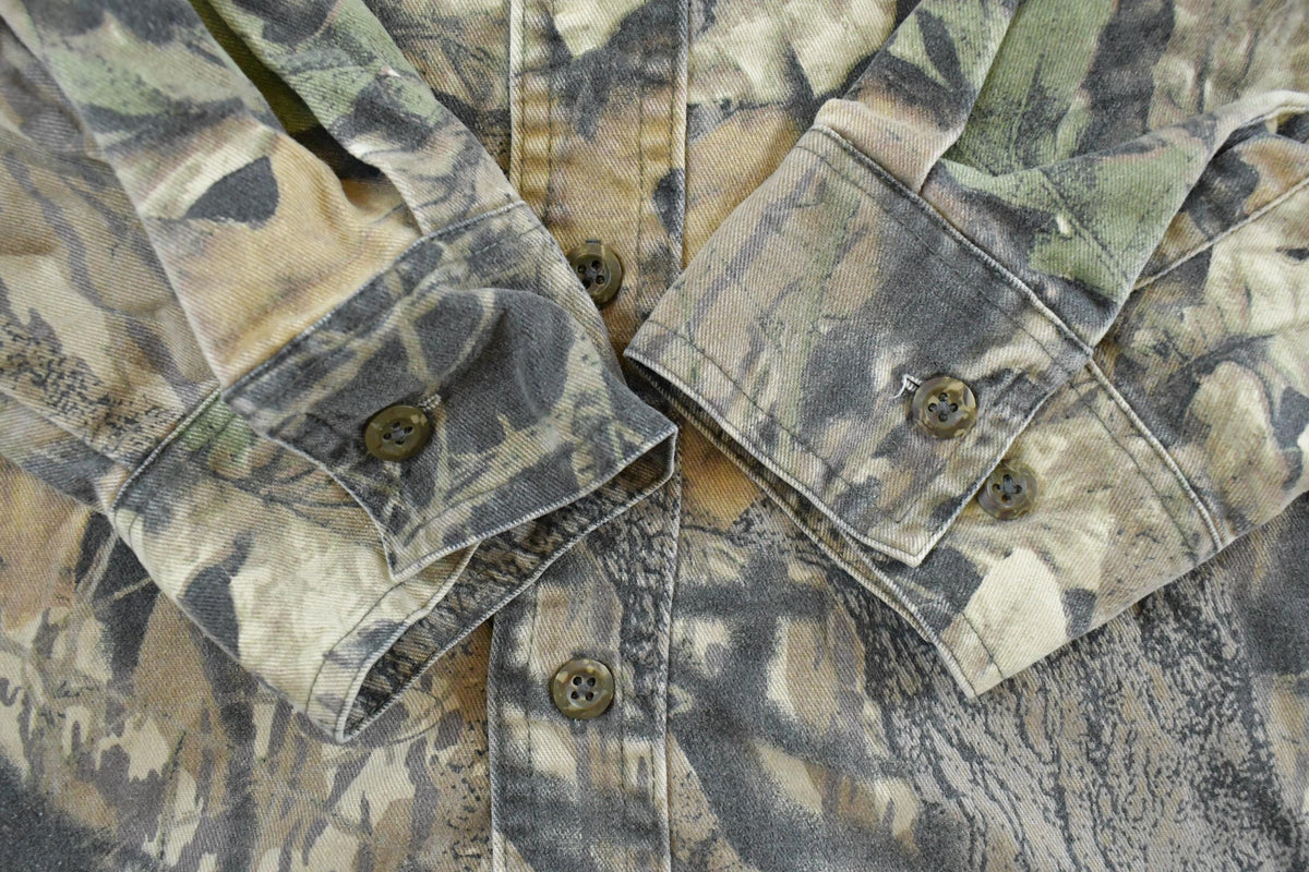 Vintage 1990s Mossy Oak Tree Camo Button Up Shirt Men's XL / 90s Button Up / Outdoorsman / Hunting Shirt