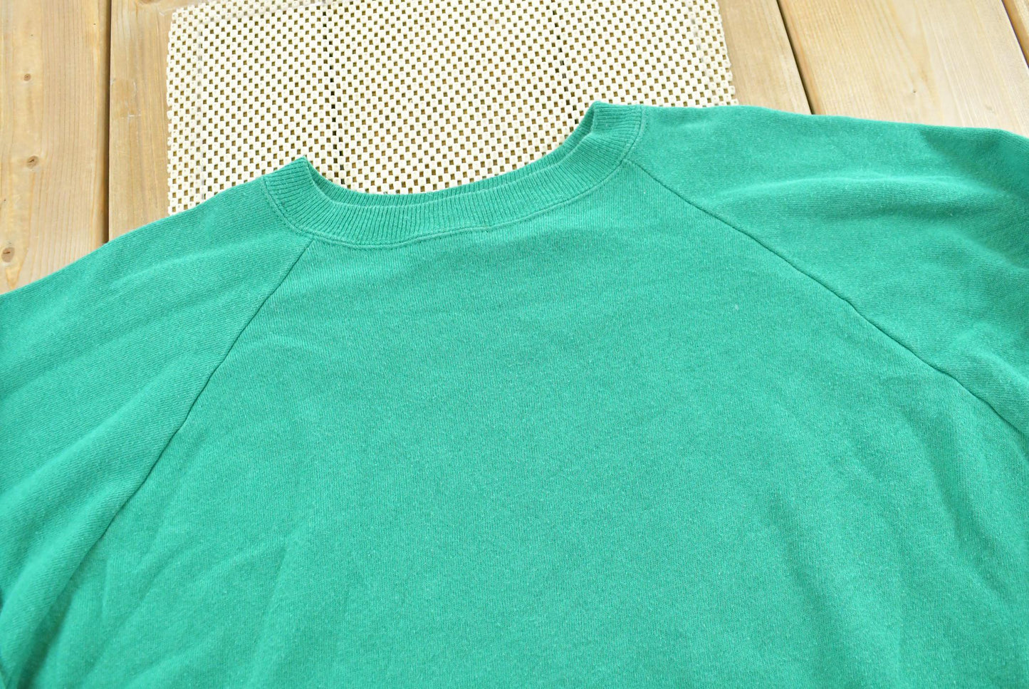 Vintage 1990s Green Blank Raglan Crewneck Sweatshirt Men's L