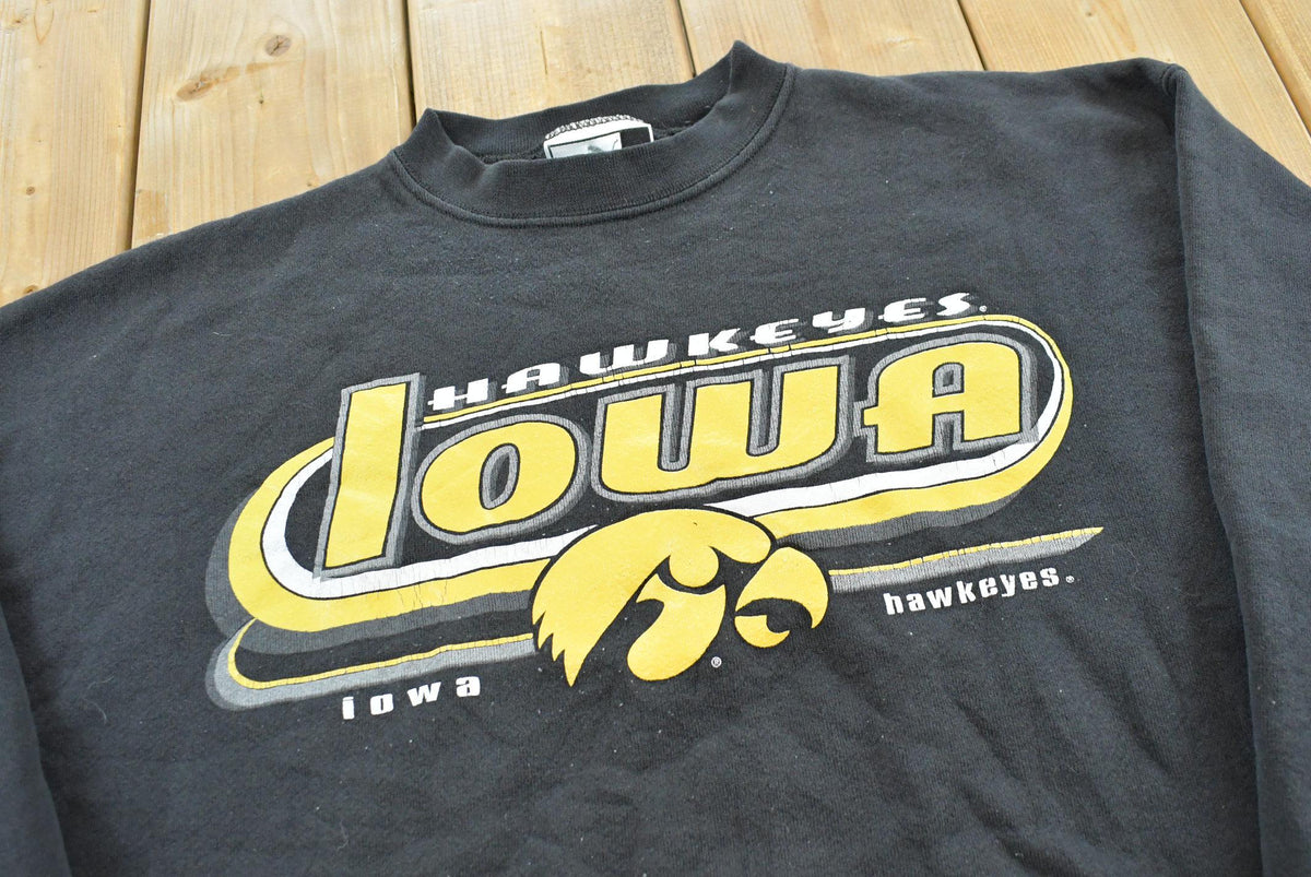 Vintage 1990s Puma University of Iowa Hawkeyes Collegiate Crewneck Sweatshirt Men's M