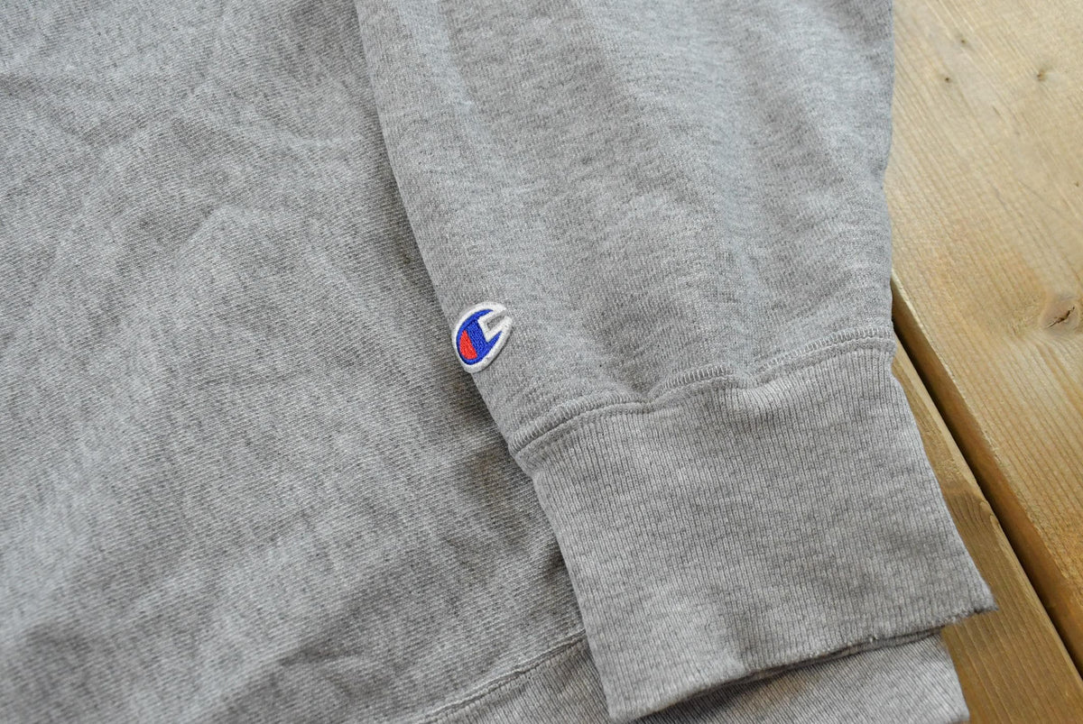 Vintage 2000s Champion Saint Joseph's University Reverse Weave Crewneck Sweatshirt Men's XL