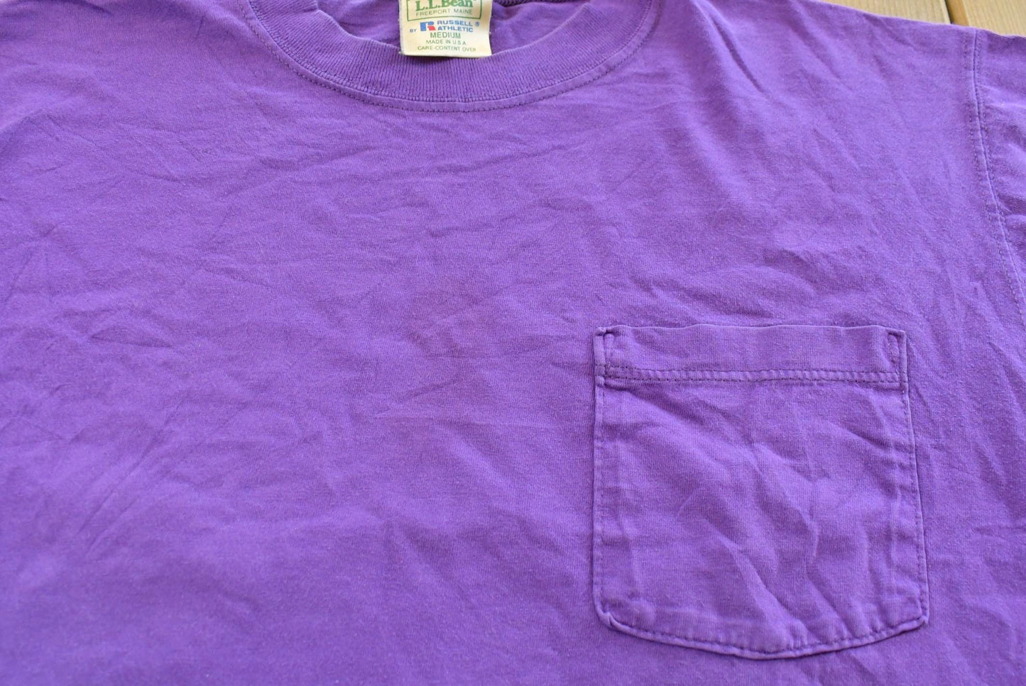 Vintage 1990s LL Bean Russell Athletic Blank Purple Pocket T-Shirt Mens M