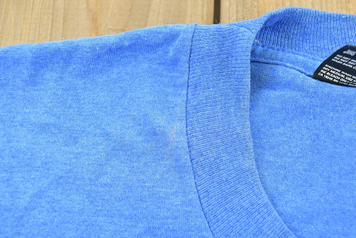 Vintage 1990s Global Volunteers T-Shirt Men's L