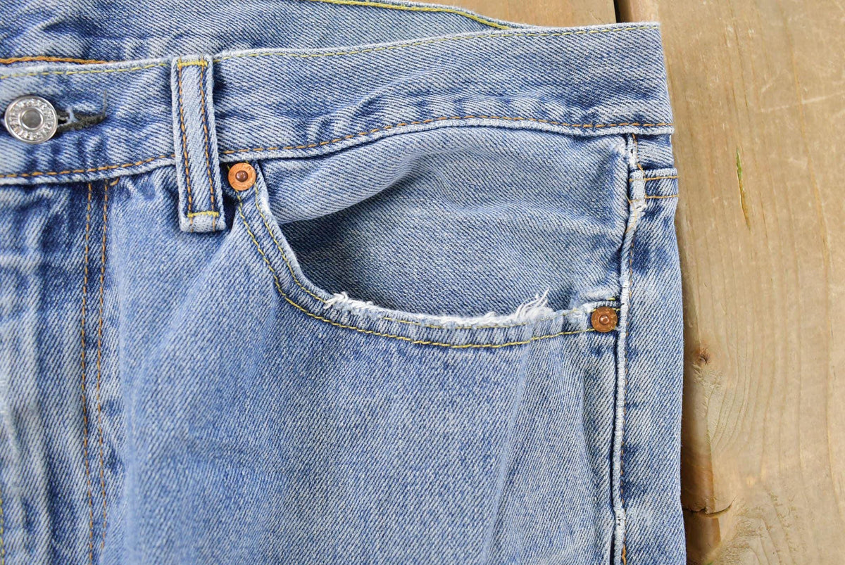Vintage 2000s Levi's 505 Denim Jeans Men's 36 x 27