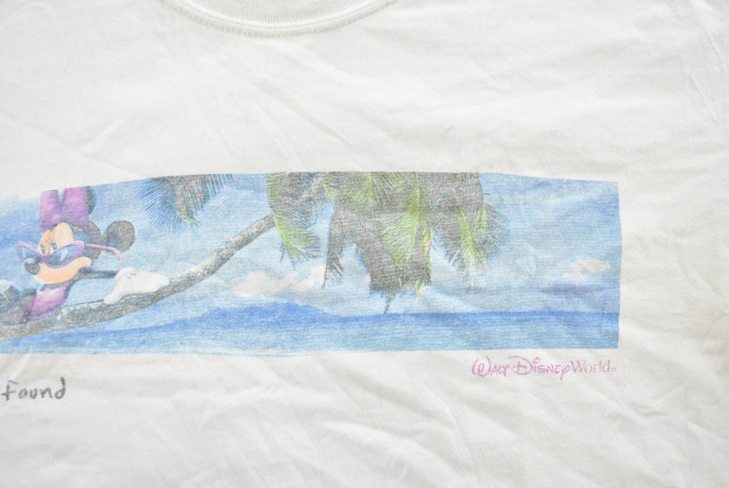 Vintage 2000s Walt Disney World Just Chillin Beach Promo T-Shirt Men's L