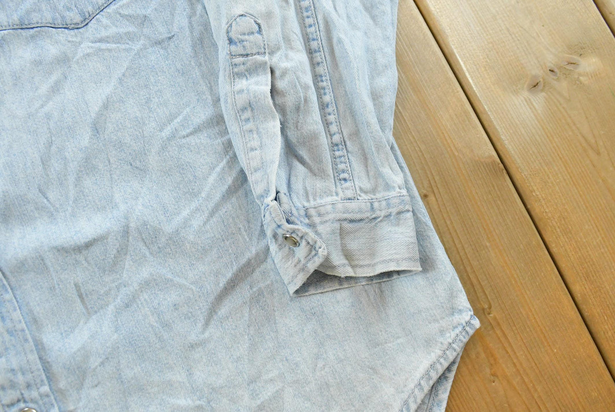 Vintage 1990s Faded Levis Red Tab Denim Button Up Shirt Men's L