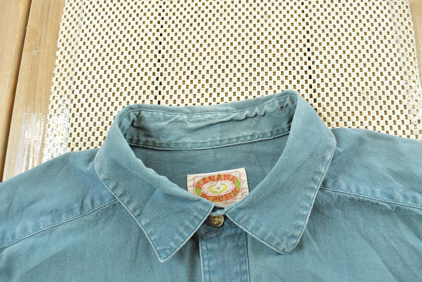 Vintage 1990s Banana Republic Button Up Shirt Men's XL / Basic Layering / Essentials / 90s Streetwear