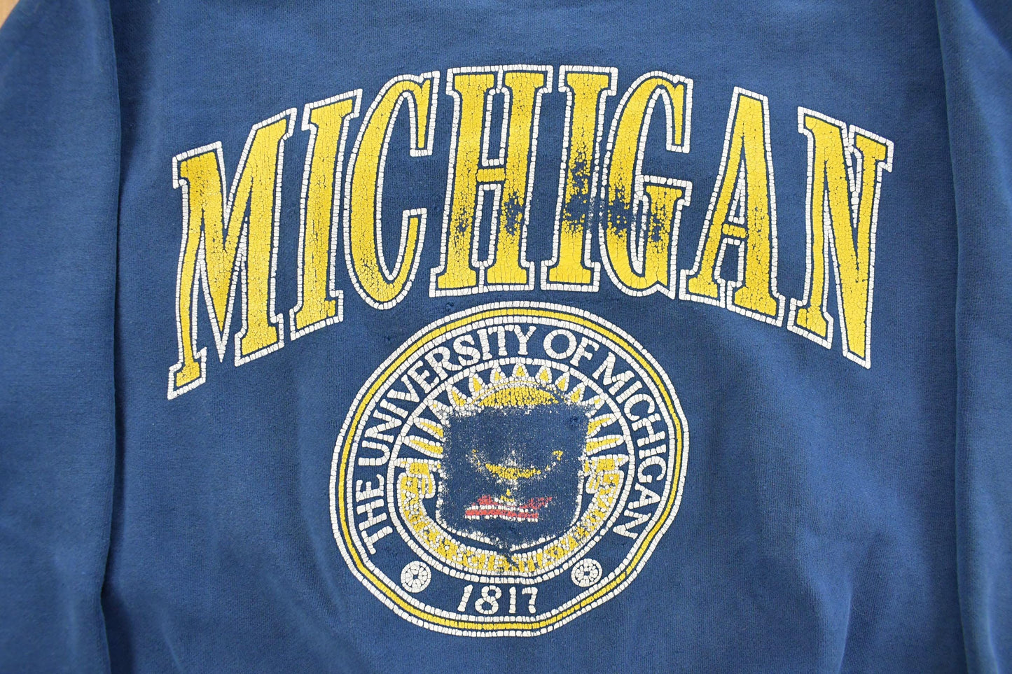 Vintage 1990s Distressed University Of Michigan Wolverines Collegiate Crewneck Sweatshirt Men's Large