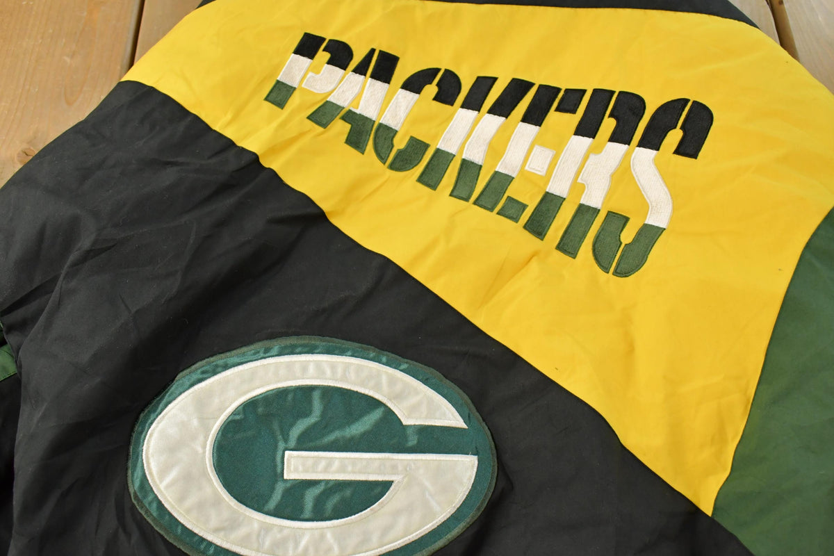 Vintage 1990s Green Bay Packers NFL Football Pro Player Puffer Jacket Men's Medium