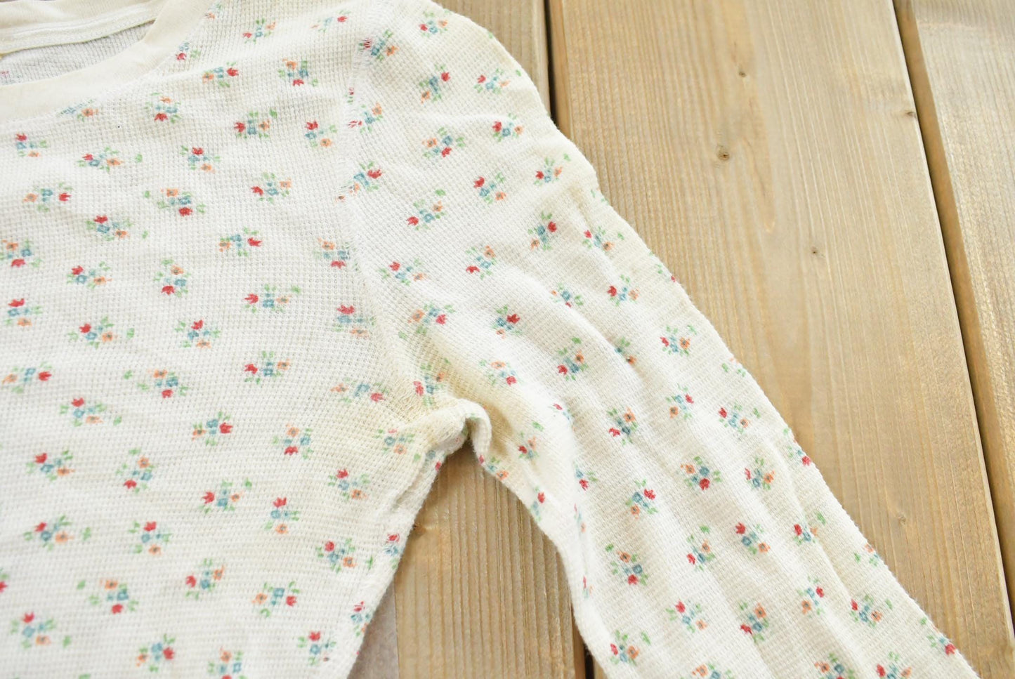 Vintage Y2K American Eagle Floral Thermal Shirt women's XS
