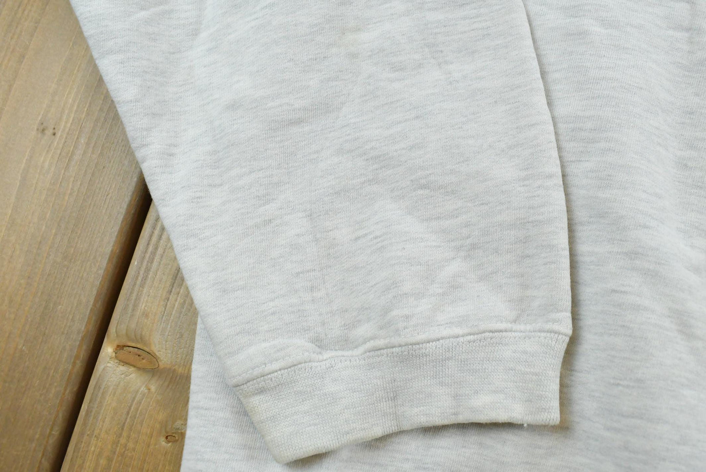 Vintage 1990s Marlboro Embroidered Lizard Logo Promotional Crewneck Sweatshirt Men's L