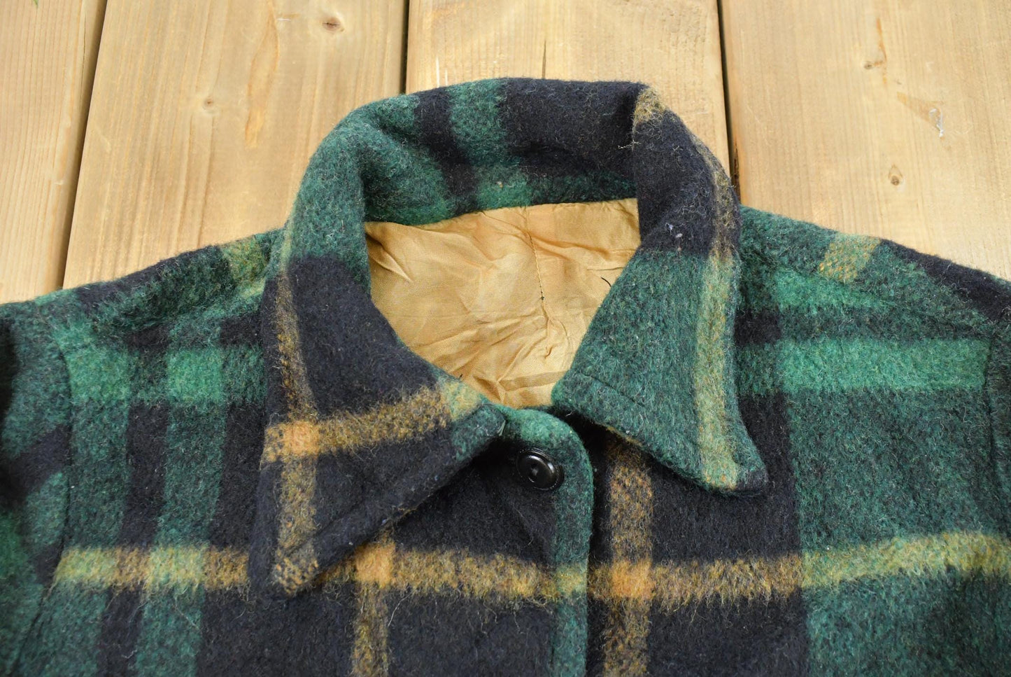 True Vintage 1970s Wool Flannel Over Shirt Shacket Men's S / Outdoors Hiking Button Up / 70s Plaid