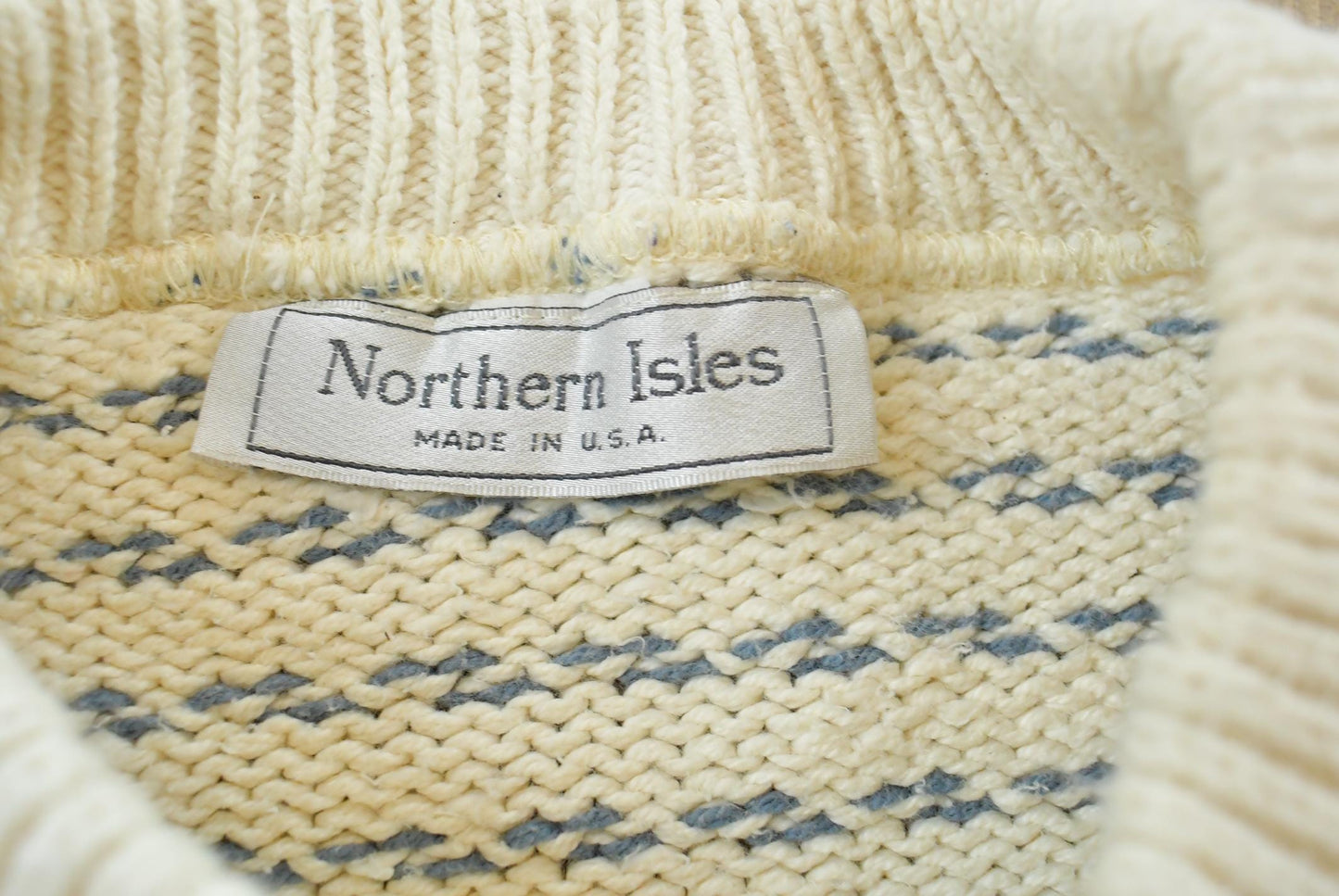 Vintage 1990s Northern Isles Hand Embroidered 3D Knit Abstract Pattern Crewneck Sweater Mens M