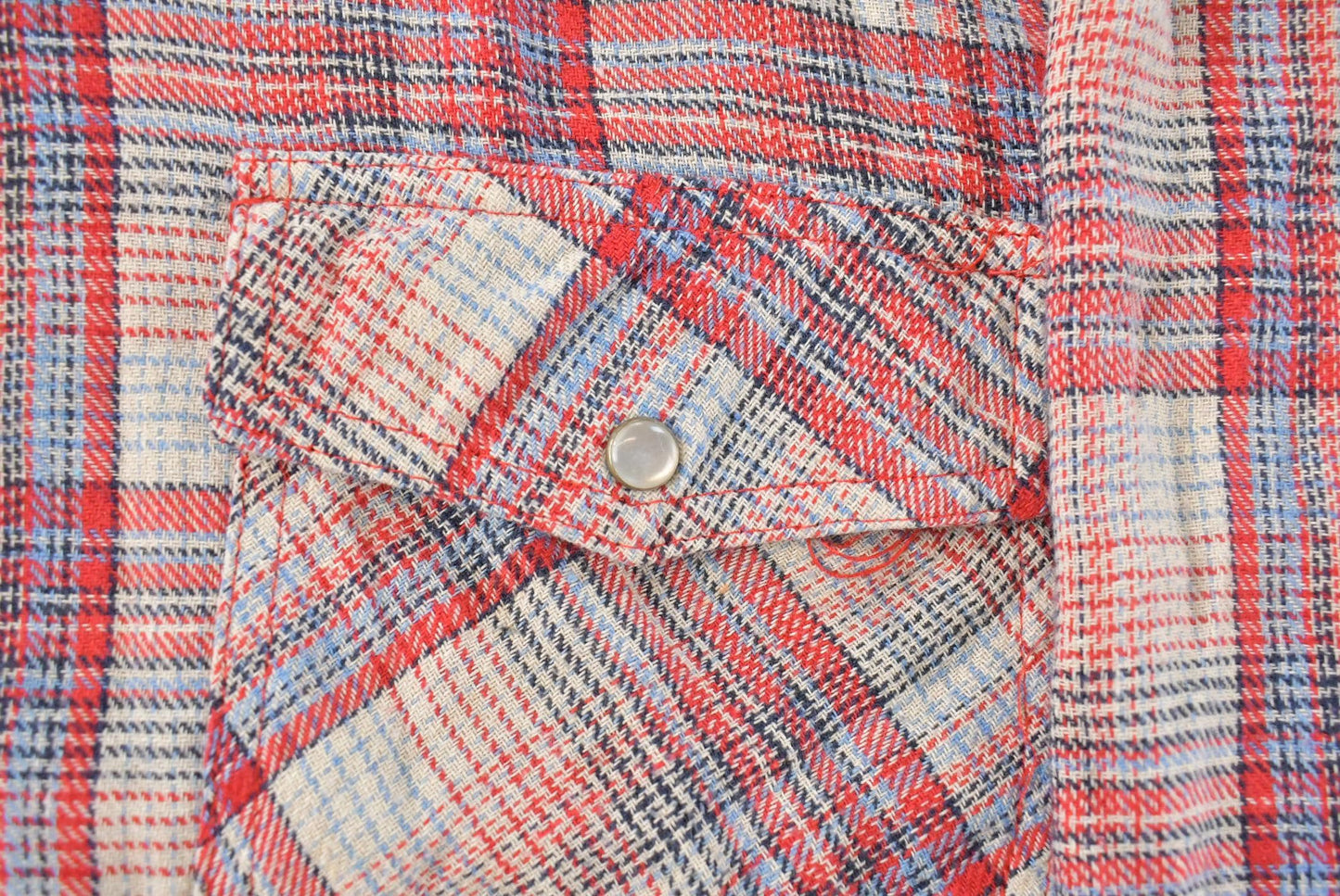 Vintage 1990s Real Workwear Western Plaid Flannel Pearl Snap Shirt Men's XL