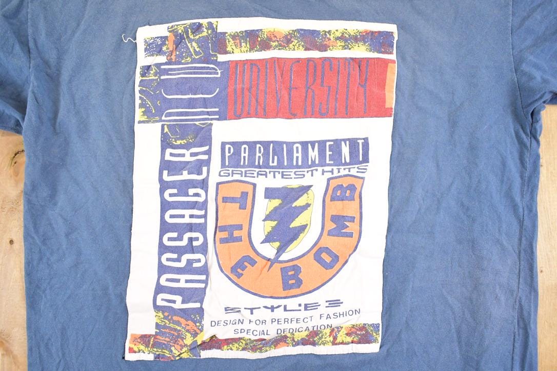 Vintage 1990's Passager Souvenir Travel T-Shirt Men's L