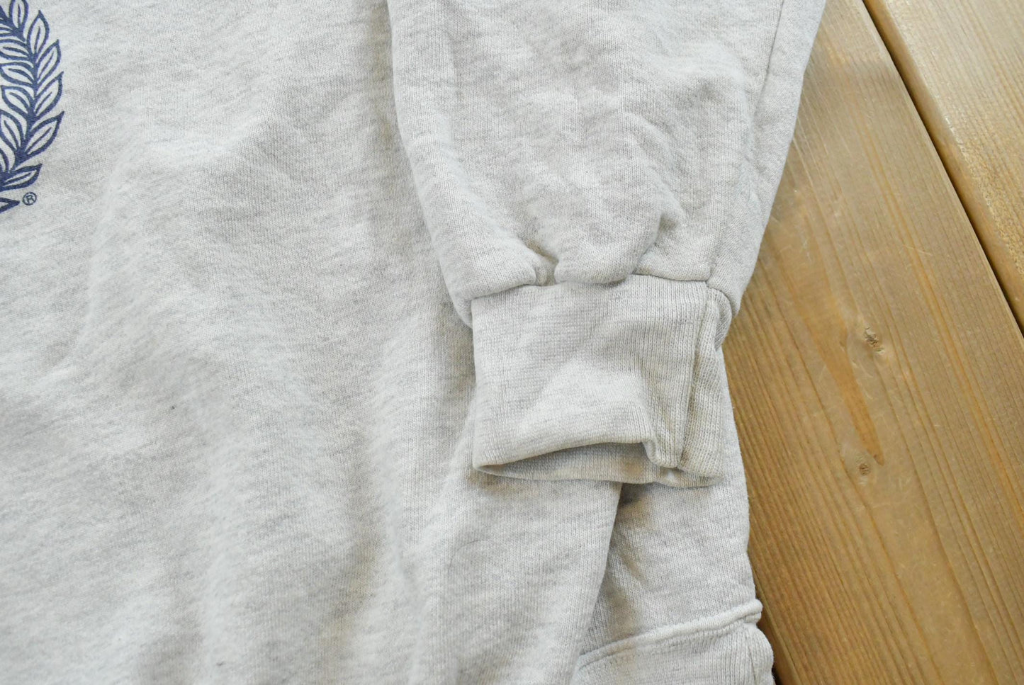 Vintage 2000s Yale University Crewneck Sweatshirt Men's M / 00s Collegiate Sweater / Bulldogs / Ivy League / Y2K Streetwear