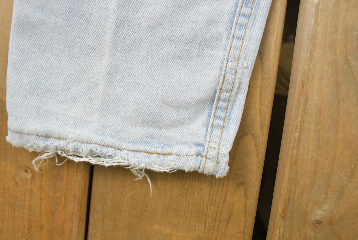 Vintage 1990s Levi's 550 Relaxed Tapered Fit Denim Jeans Men's 32 x 32.5