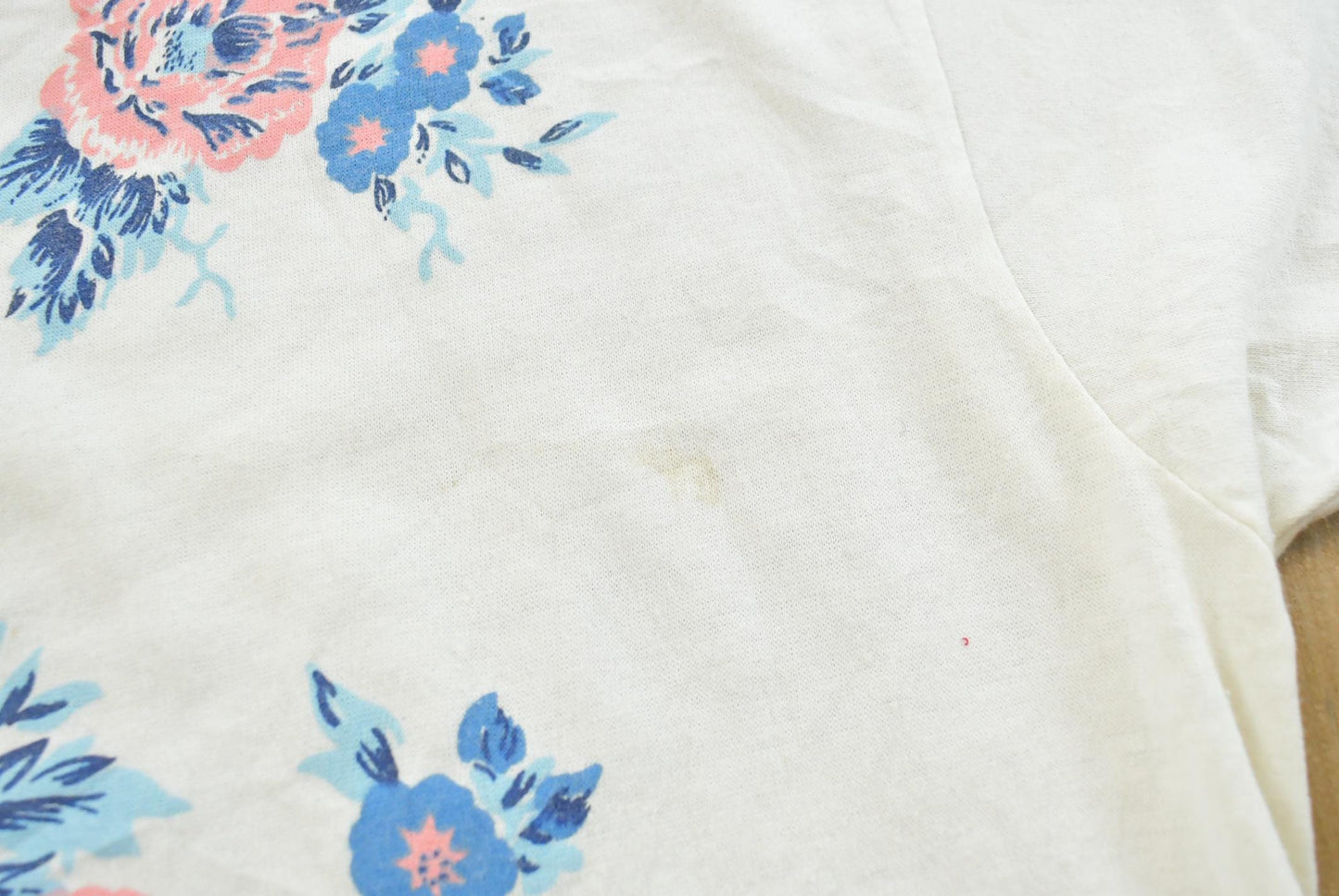 Vintage 1990s Alley Cats Floral Painted Graphic T-Shirt Mens M