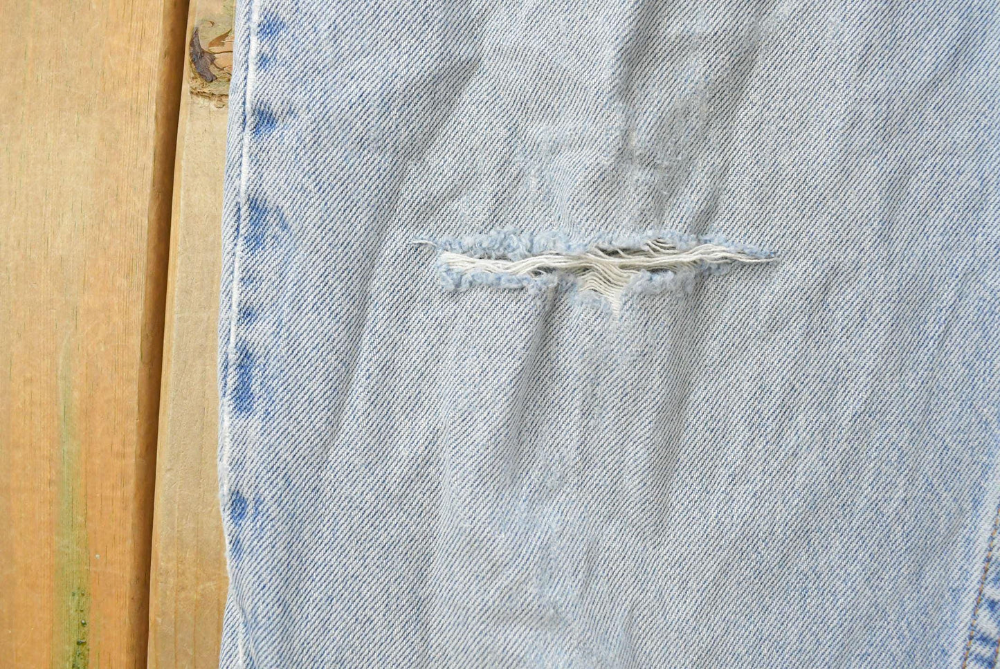 Vintage 1990s Levi's 560 Loose Tapered Denim Jeans Men's 26 x 31