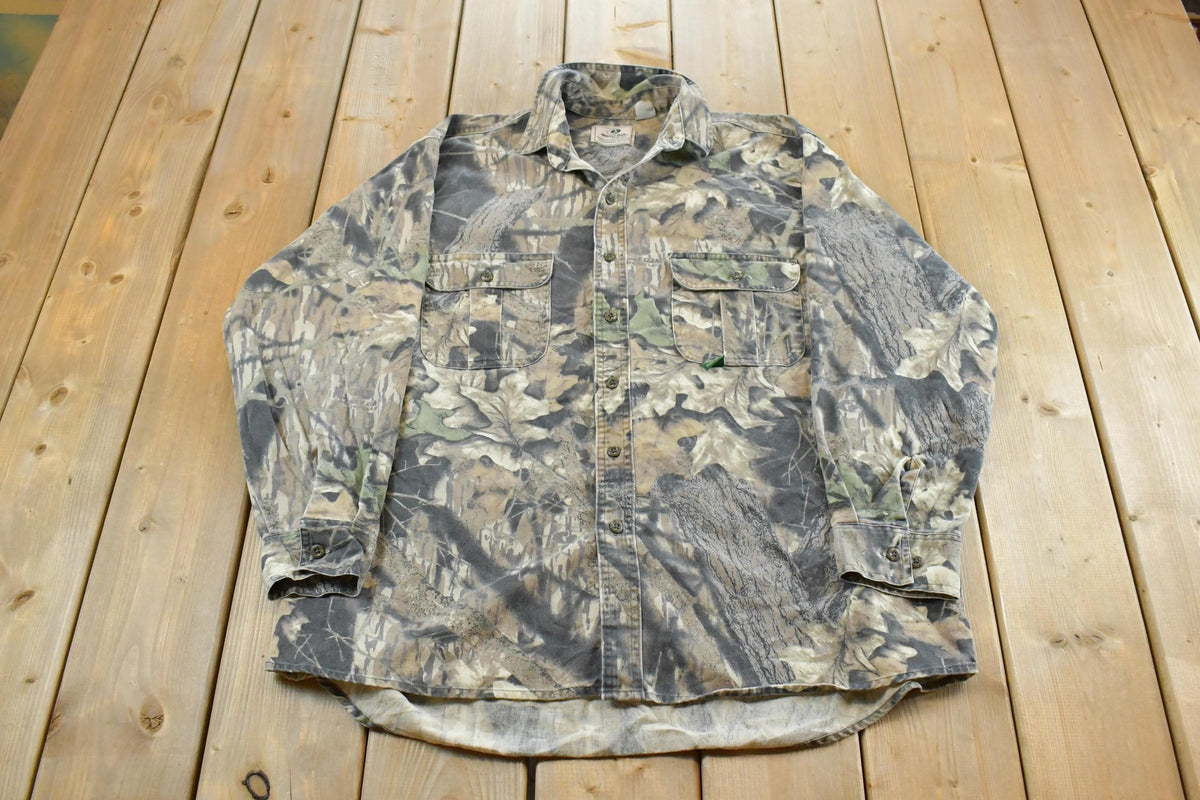 Vintage 1990s Mossy Oak Tree Camo Button Up Shirt Men's XL / 90s Button Up / Outdoorsman / Hunting Shirt