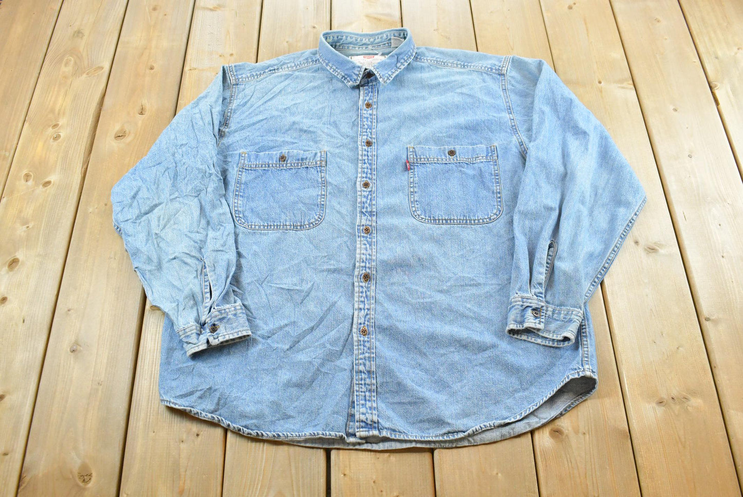 Vintage 1990s Levis Red Tab Denim Button Up Shirt Men's XL / Western Style / 90s Streetwear / Made in Hong Kong