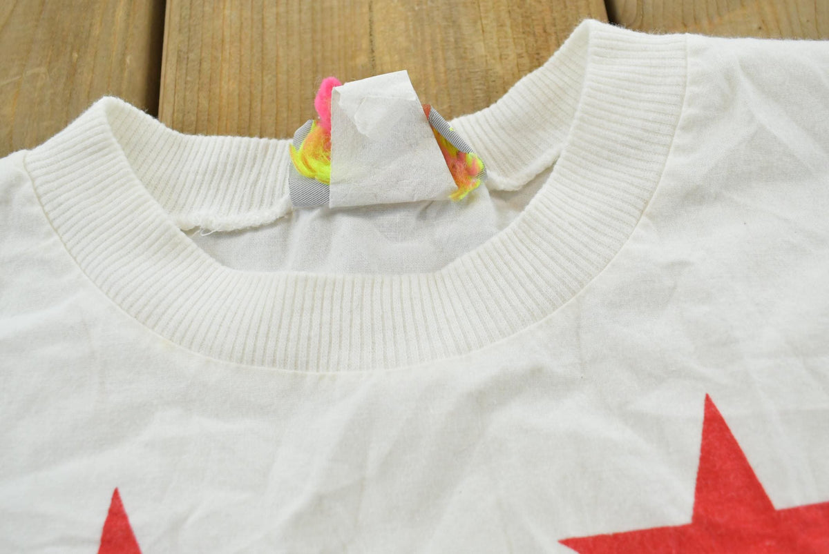 Vintage 1980s Stars T-Shirt Women's Cropped L