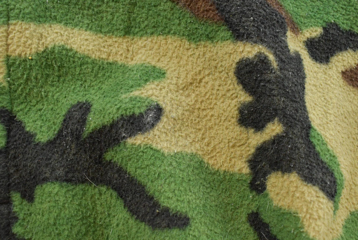 Vintage 1990s Woodland Camo Fleece Quarter Zip Up Sweatshirt Men's L