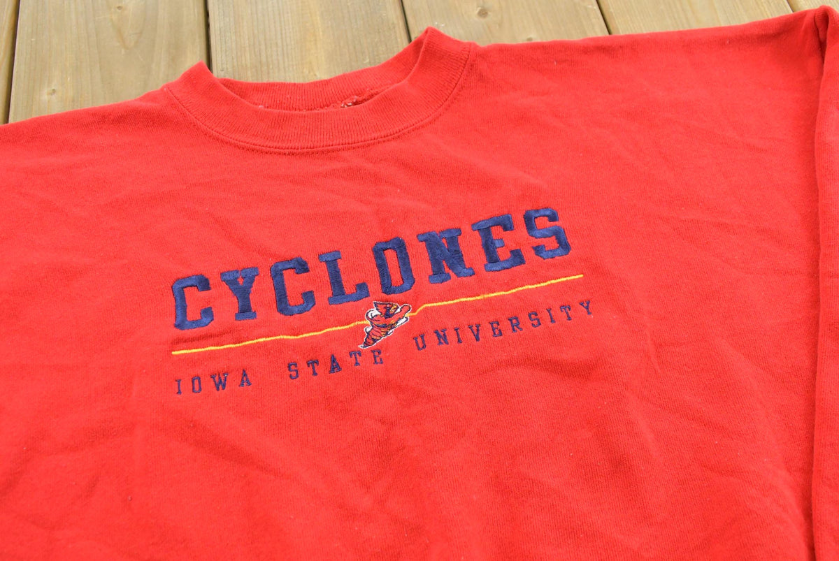 Vintage 1990s Iowa State University Cyclones Embroidered Collegiate Crewneck Sweatshirt Men's XL