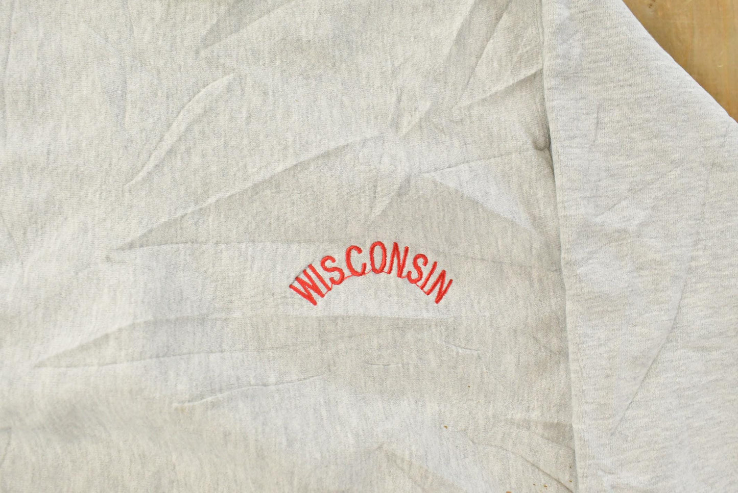 Vintage 1980s University of Wisconsin Badgers Champion Reverse Weave Crewneck Sweatshirt Men's L