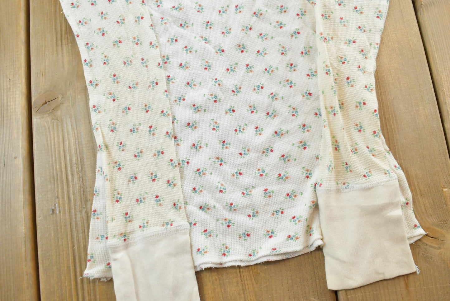 Vintage Y2K American Eagle Floral Thermal Shirt women's XS