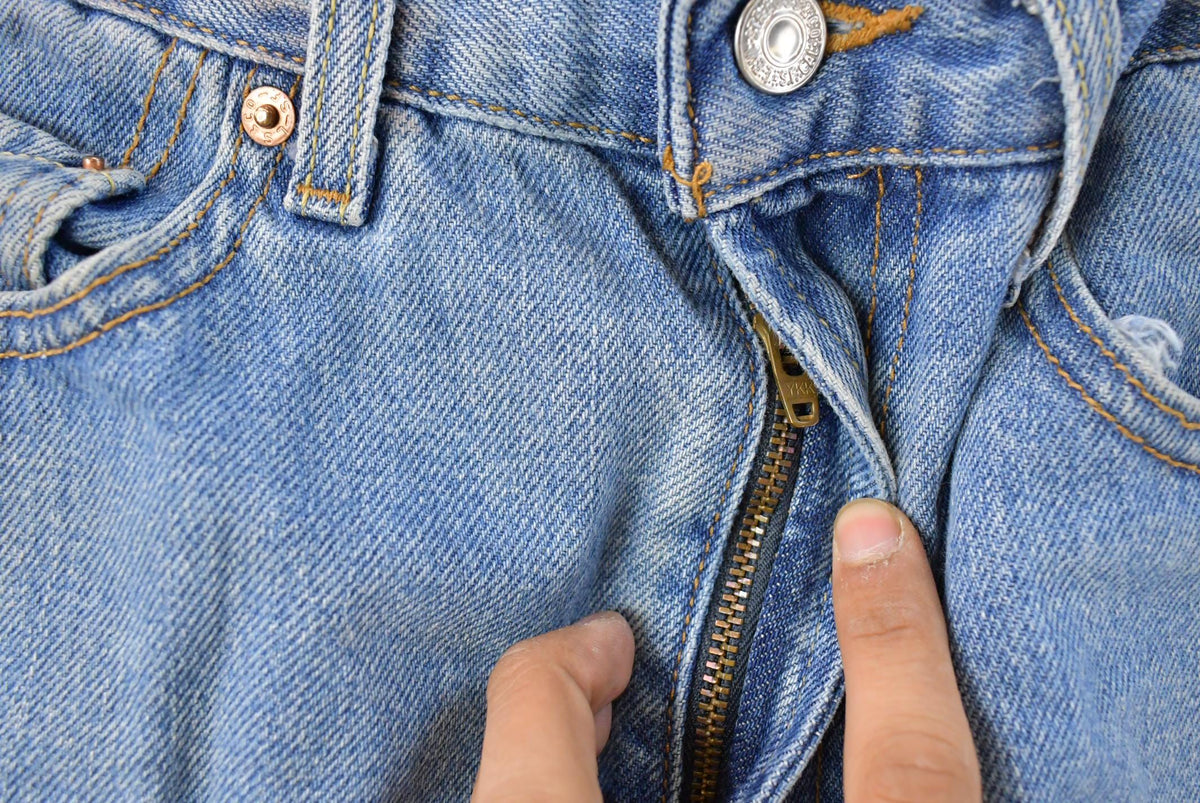 Vintage 2000s Levi's 505 Regular Fit Denim Jeans Men's 30 x 28