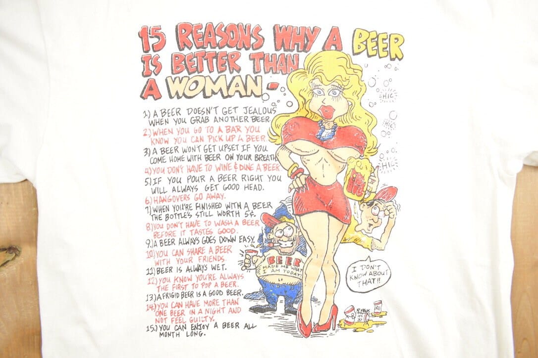 Vintage 1990s Funny Women Vs Beer Graphic T-Shirt Men's Small