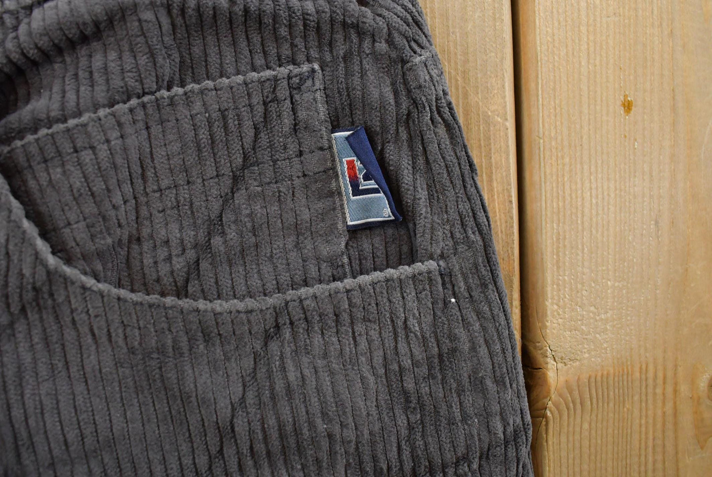 Vintage 1980s Levi's L2 Student Baggy Corduroy Pants Women's 28 x 30