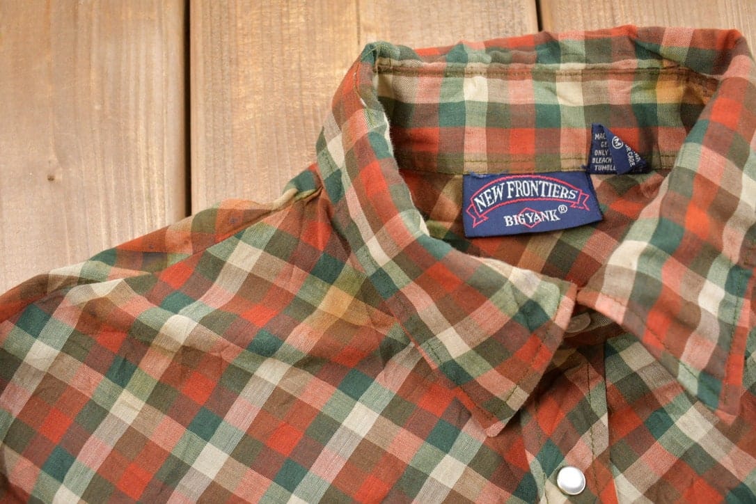 Vintage 1990s New Frontiers Big Yank Plaid Button Up Shirt Men's Medium