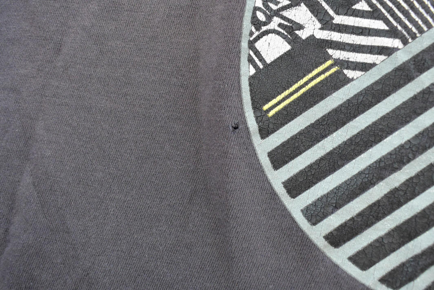 Vintage 1990s Southpole Graphic Print T-Shirt Mens L