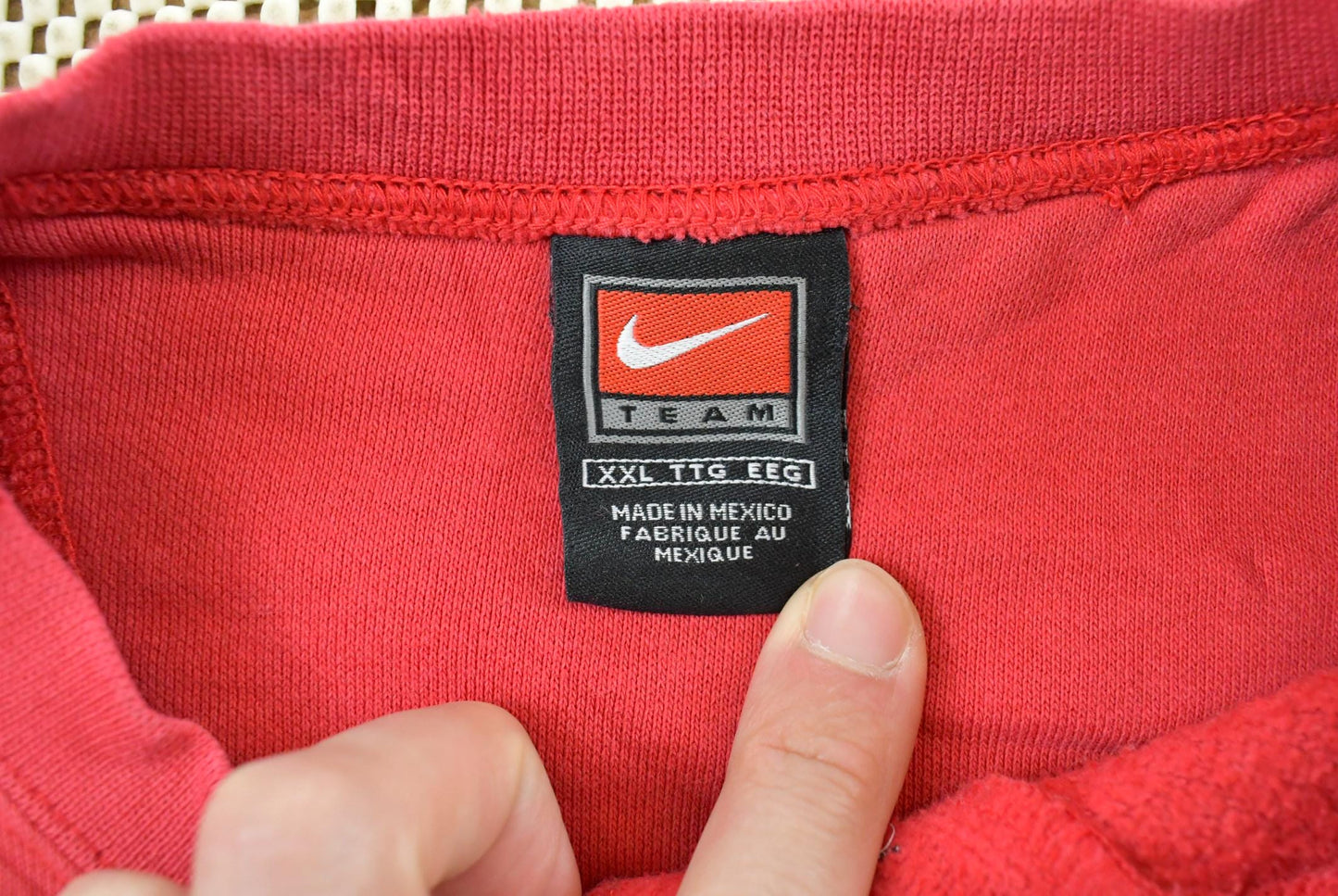 Vintage 1990s Nike Team Center Swoosh Crewneck Sweater Men's 2XL