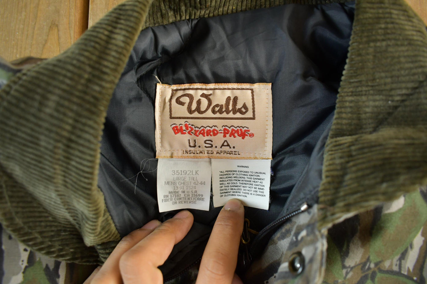 Vintage 90s Realtree Camo Jacket Walls Outdoors Blizzard Pruf Men's L Tall