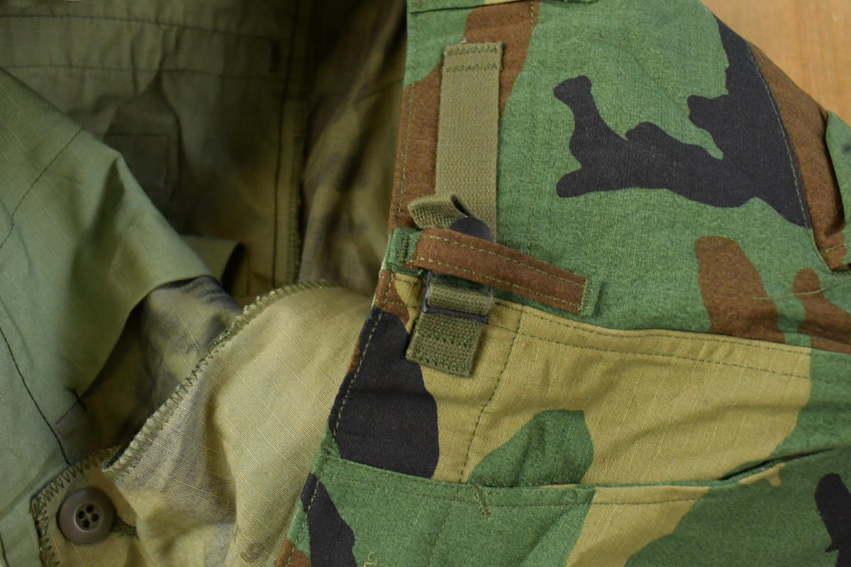 Vintage 2000s Army Military Woodland Camo Cargo Pants Men's M