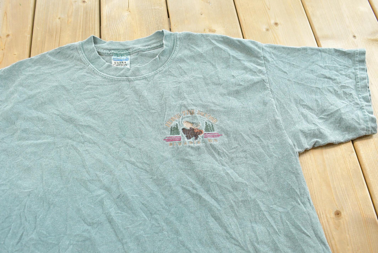 Vintage 2000s Honk the Moose Minnesota Embroidered Souvenir T-Shirt Mens L