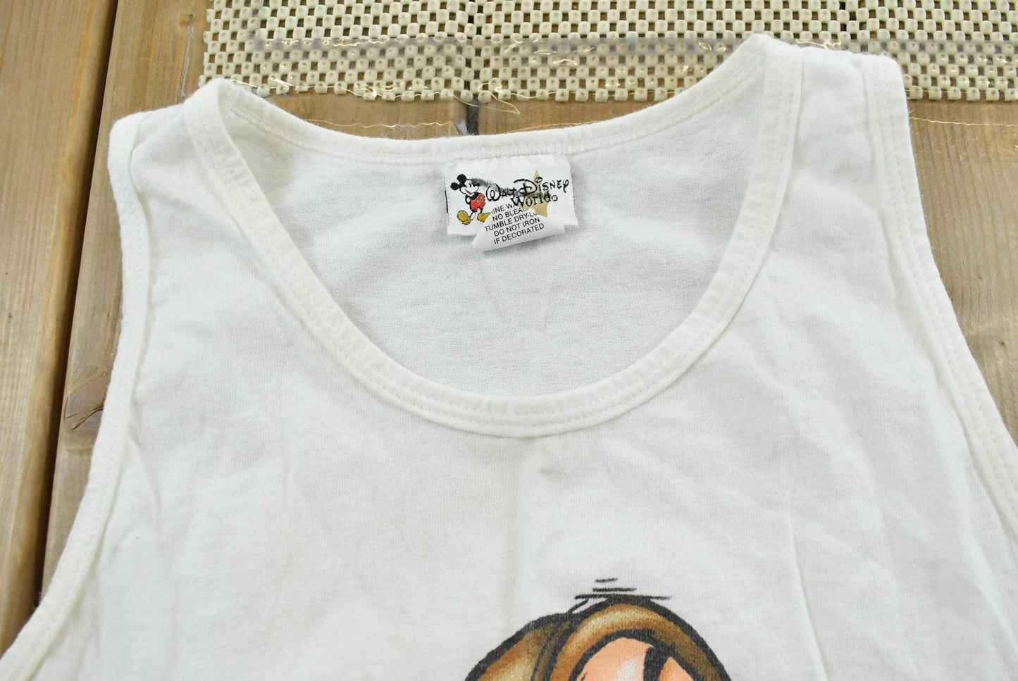 Vintage 1990s Walt Disney World Snow White Seven Dwarves Grumpy Tank Top Men's Medium