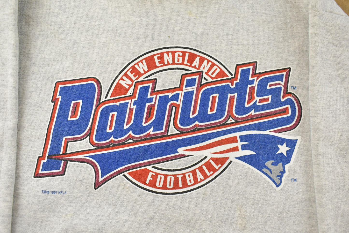 Vintage 1990s New England Patriots Crewneck Sweatshirt Men's L