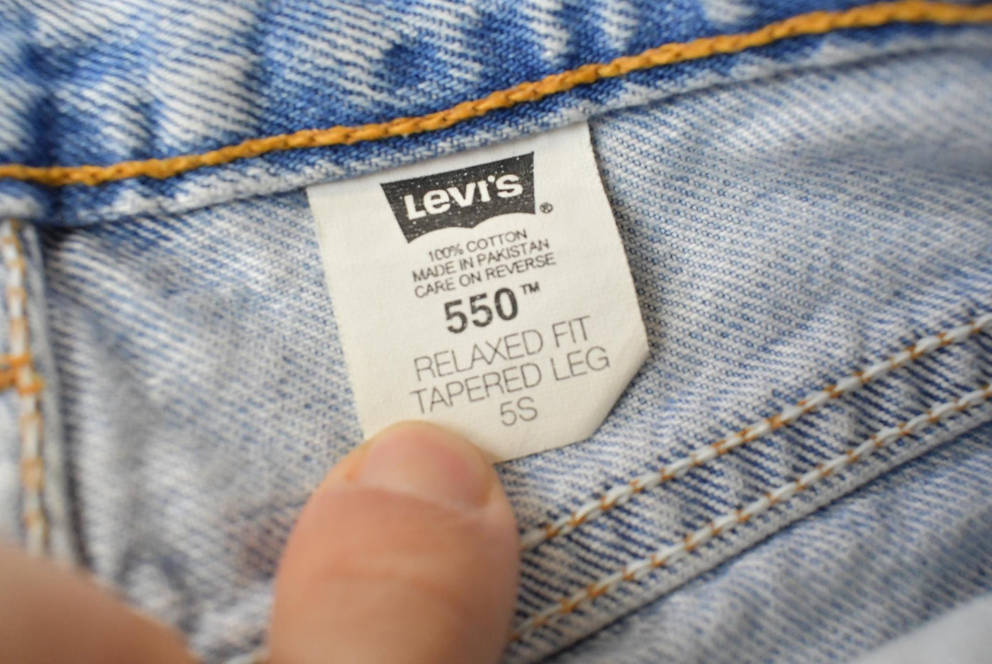 Vintage 1990s Levis Relaxed Fit Tapered Leg 550 Denim Blue Jeans Men's 26 x 28