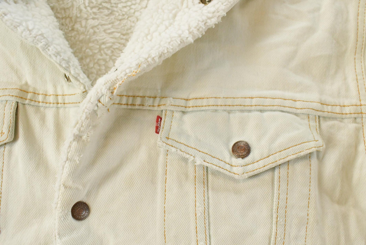 Vintage 1980s Levi's Distressed Sherpa Lined Denim Jean Jacket Men's M