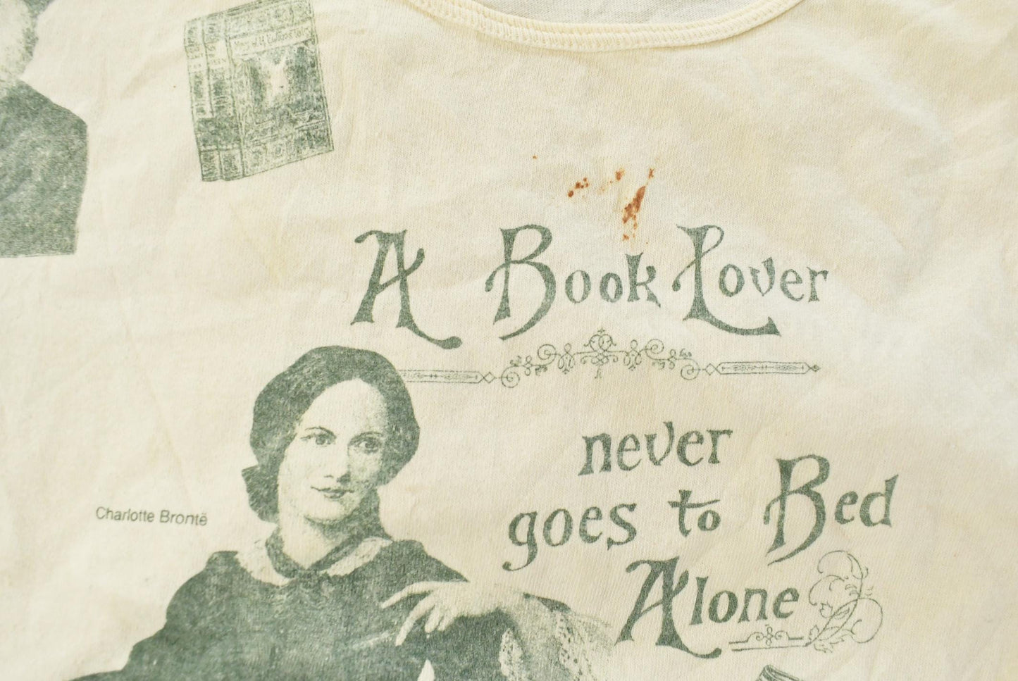 Vintage 1990s Historical Authors All Over Print Sleeping T-Shirt Men's XL