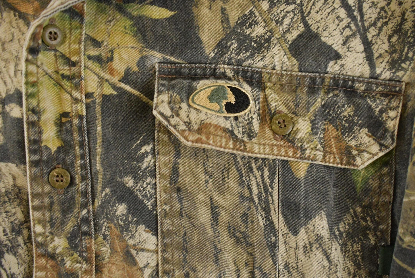 Vintage 1990s Mossy Oak Apparel Tree Camo Cloth Button Up Shirt Men's L