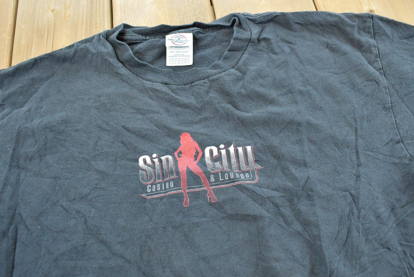 Vintage 1990s Sin City Casino & Lounge Souvenir T-Shirt Men's M